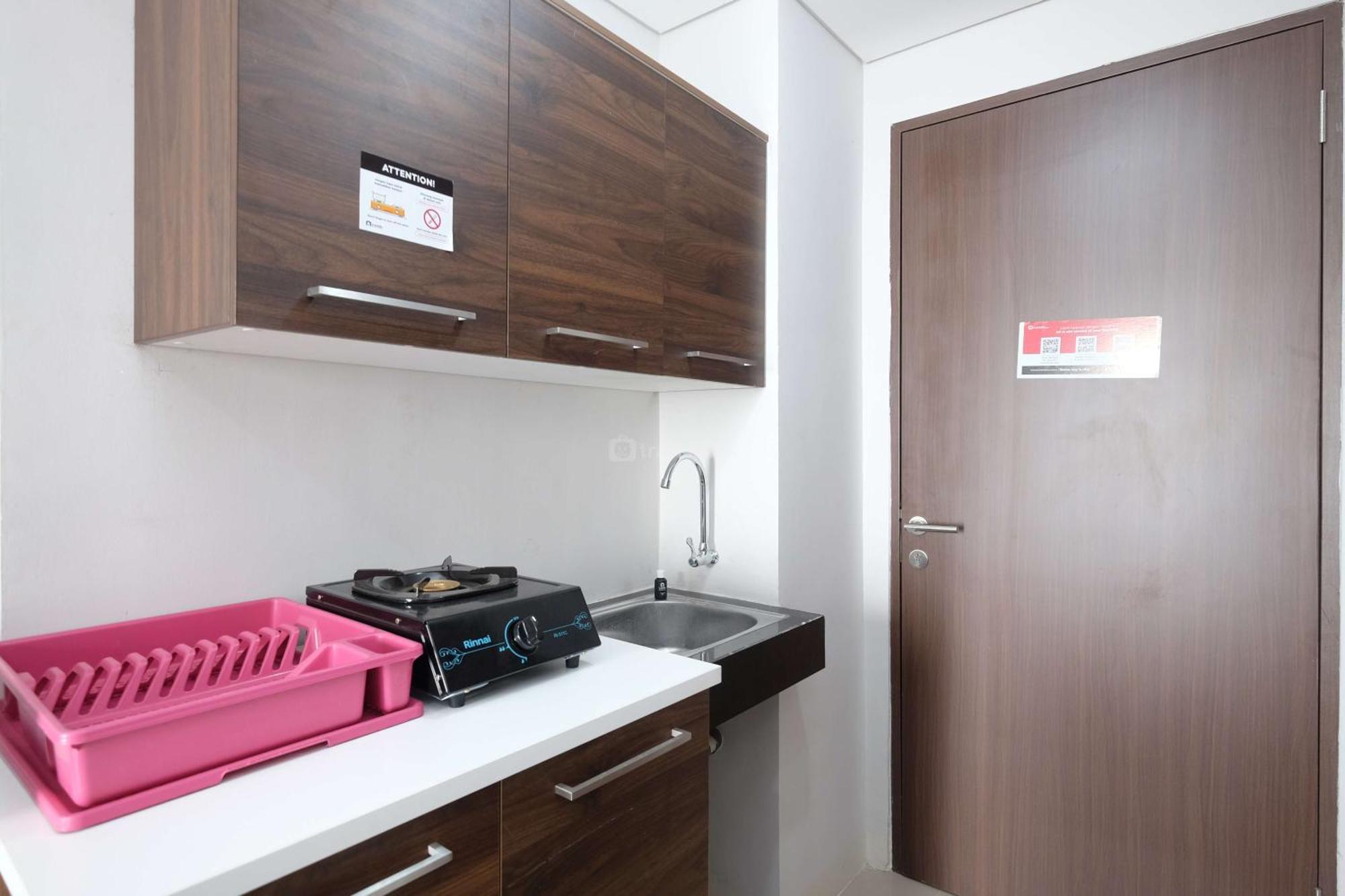 Apartemen Cozy And Modern Look Transpark Juanda Timur By Travelio Bekasi