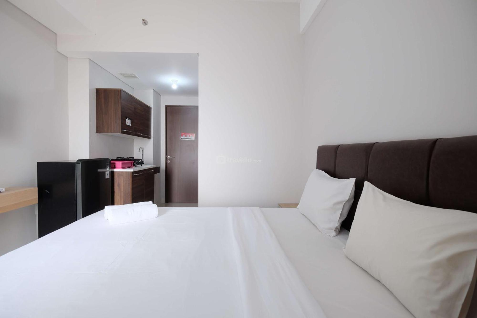 Cozy And Modern Look Transpark Juanda Timur By Travelio * Bekasi